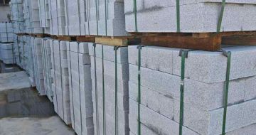 三明芝麻白路牙石，路侧石