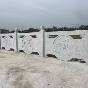 三明芝麻白河道栏杆 石材栏杆