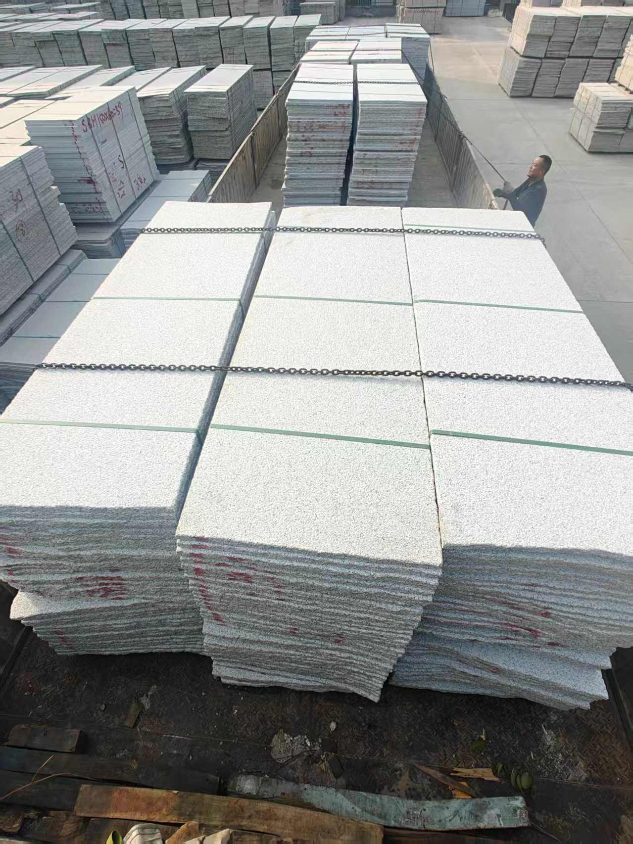 三明芝麻白毛板，石材毛板