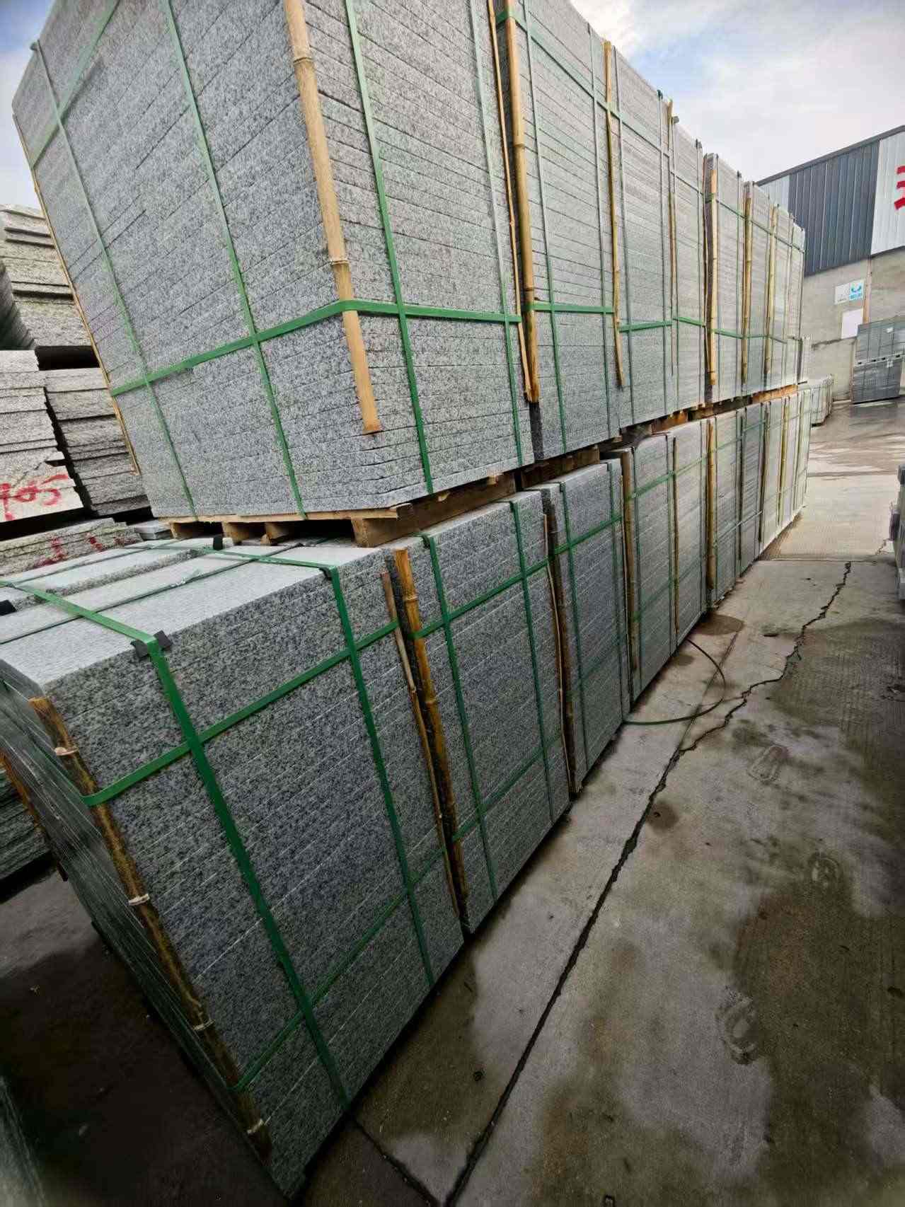 三明芝麻白地铺版 石材地铺石